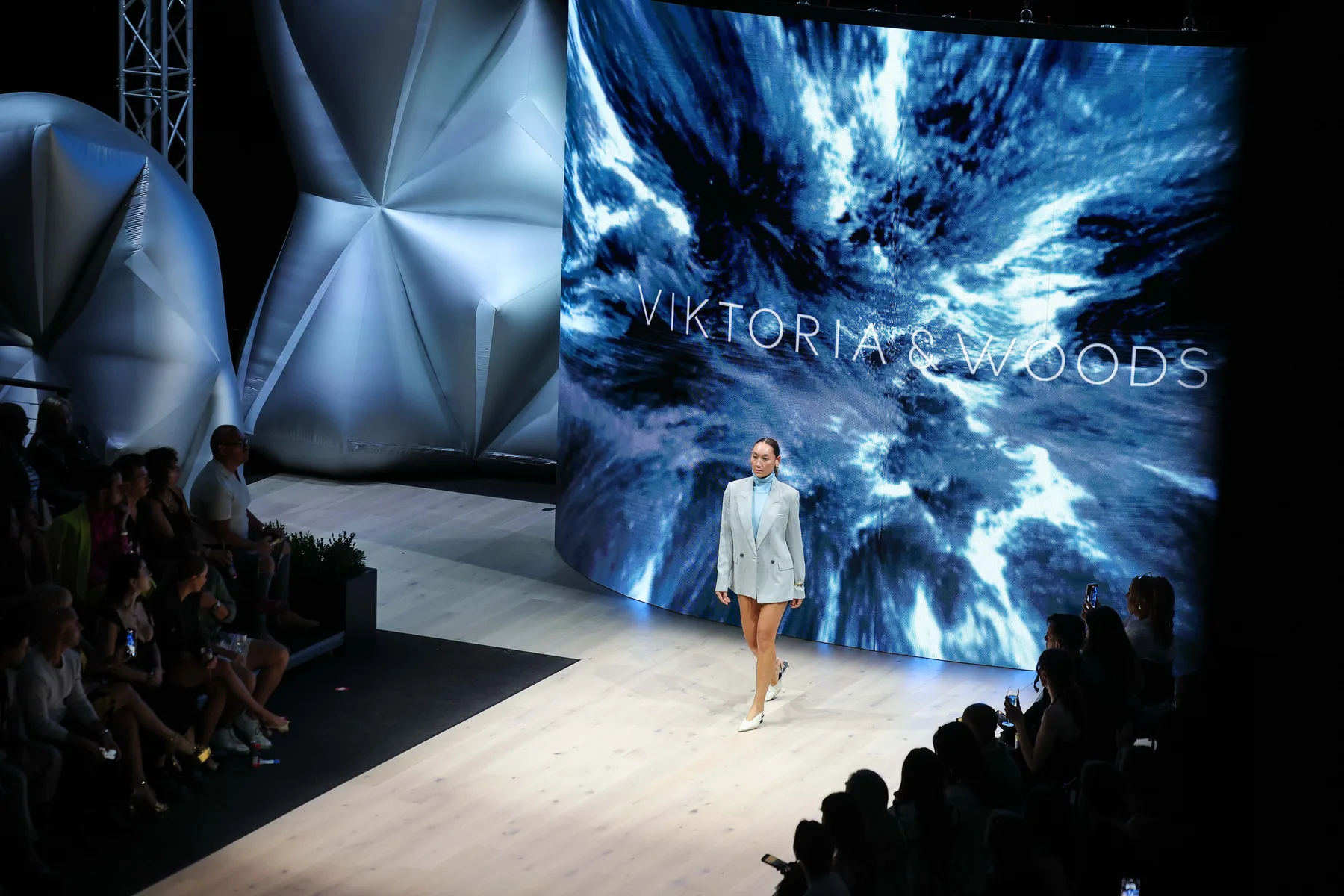 Melbourne Fashion Festival, Runway documentation